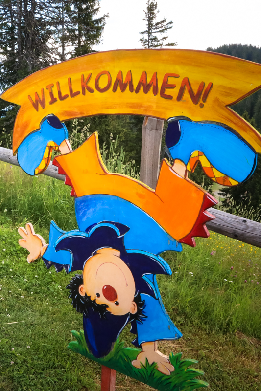 Ein Erlebnisweg extra für Kinder gestaltet, erhöht den Spaß am Wandern.