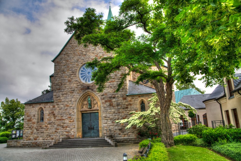 Wallfahrtskirche Stiepel_tonemapped